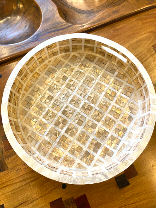 Capiz Window Round Trays